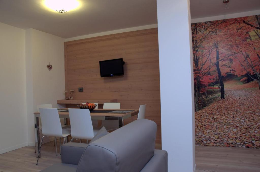 Two-Bedroom Apartment 6